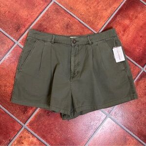 NWT Lucky Brand Women's Chino Shorts in Olive